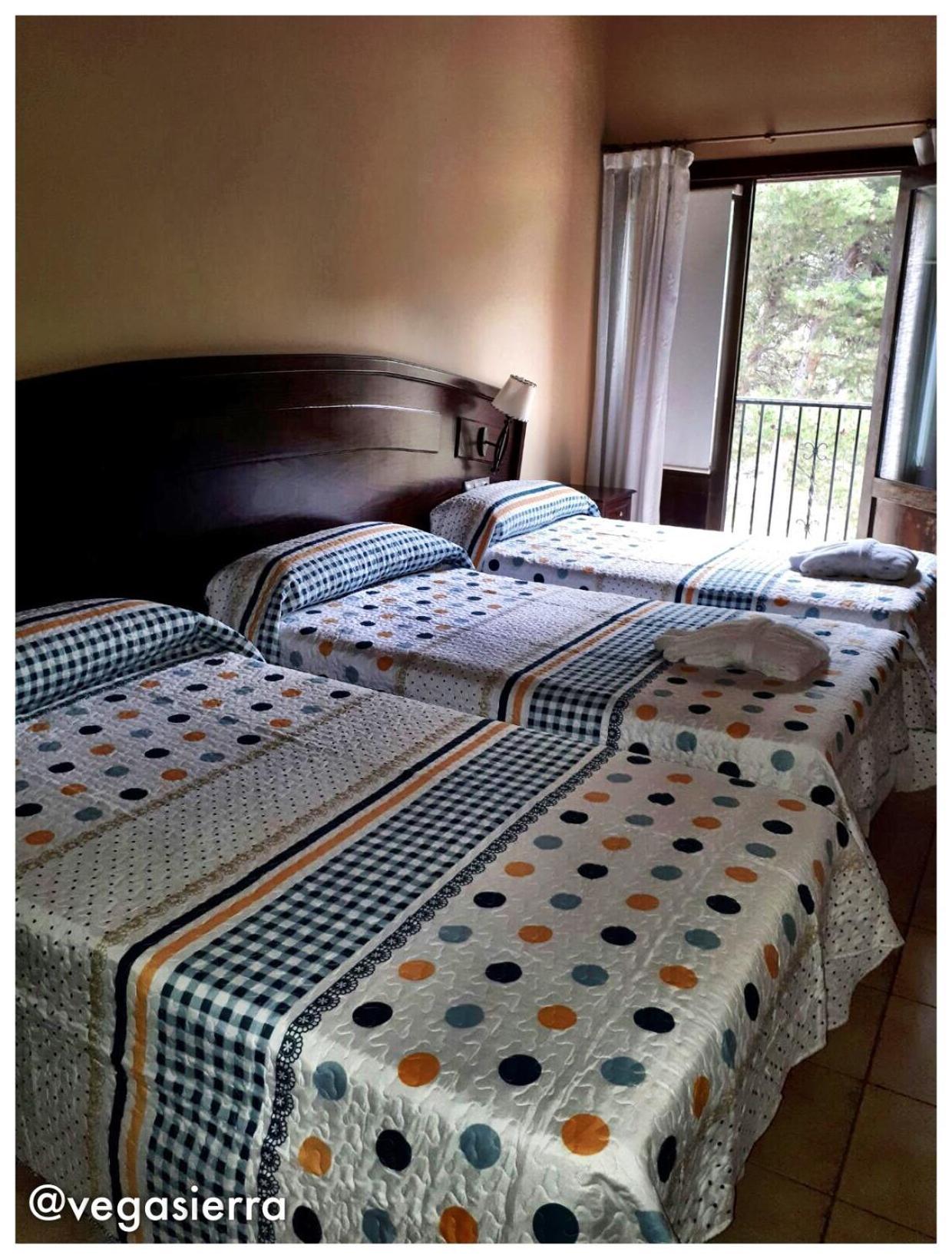 Hotel Vegasierra Bogarra Екстериор снимка